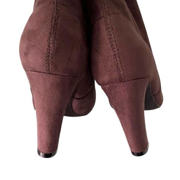 Unisa Faux Suede Over The Knee Boots in Brown in Size 8M - Picture 10 of 12
